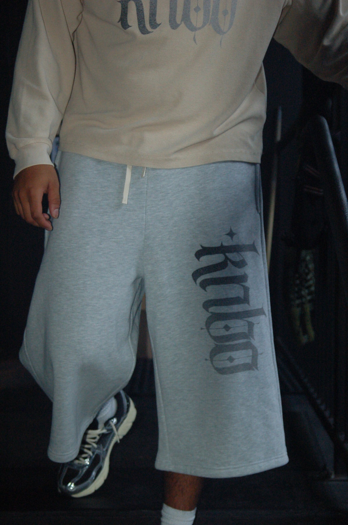 KNBO 3/4 Sweats